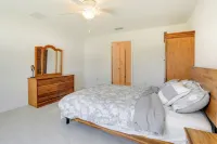 Bright Port Charlotte Home - 2 Mi to Beach! - badewanne