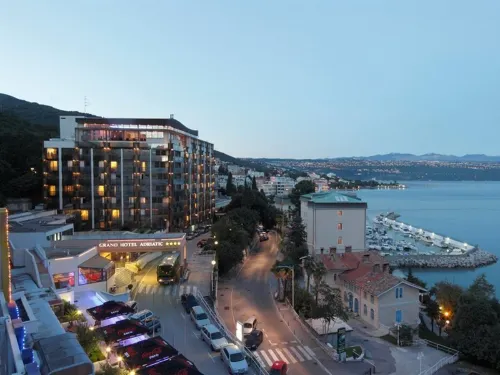 Grand Hotel Adriatic II - ที่มีบาร์
