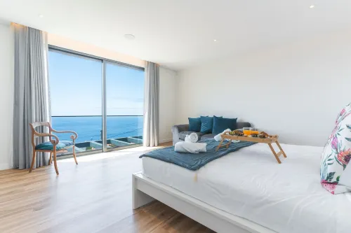 애틀랜틱 홀리데이의 사파이어 샌즈