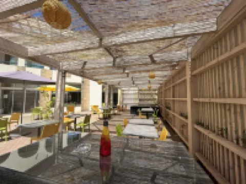 이비스 세테 발라휘크 레 뱅 비엔 에트르 에 스파 호텔