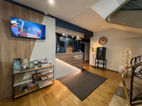 Brit Hôtel du Parc Niort Centre - ที่จอดรถฟรี