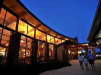 Wilderness at the Smokies – River Lodge Suites Hotels in Sevierville