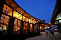 Wilderness at the Smokies – River Lodge Suites
