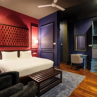 The Merenchi Hotels near රැඩිසන් බ්ලූ බීච්