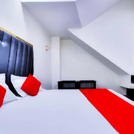 Roomshala Hotel Sukoon Отели рядом с достопримечательностью «Храм Акшардхам»