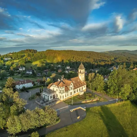 Hotel Petrin Отели в г. Яблонец-над-Нисоу
