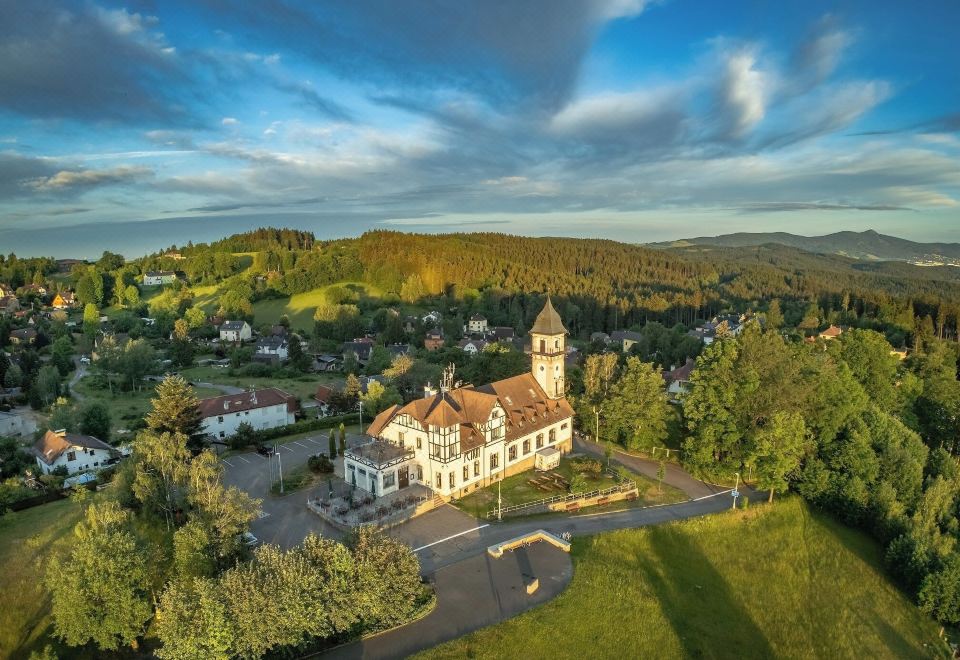 hotel overview picture