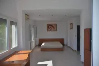 Mediterranean Beach Organic All-inclusive Villa Hotels in Chalkida