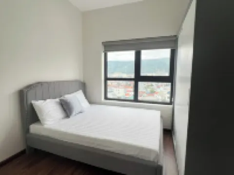 AsahiLuxstay - Luxcity Cam Pha Apartment Hotels in Cam Pha
