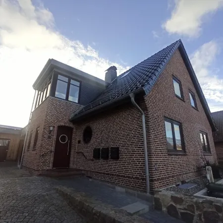 New vacation apartment in Kappeln/Schlei, quiet, central location. Dog friendly!