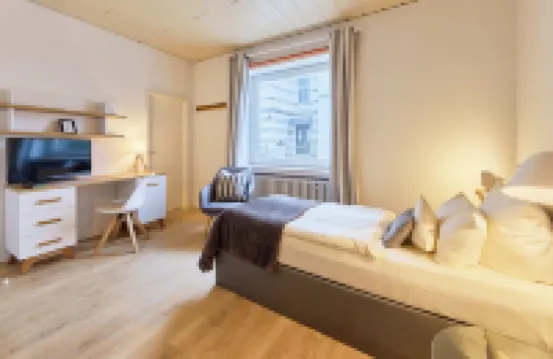 Arador-City Hotel