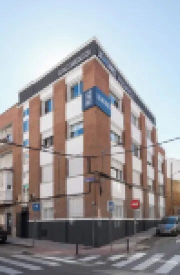 Dobo Madrid Las Torres Hotels near Estacion de Chamartin