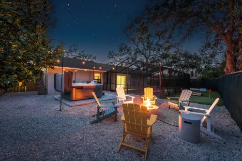 NEW! 2 mi to IMG, Heated Salt Pool, Hot Tub, Game Room, Putting Green