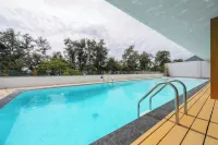 Kokotel Rayong Beachfront - piscina