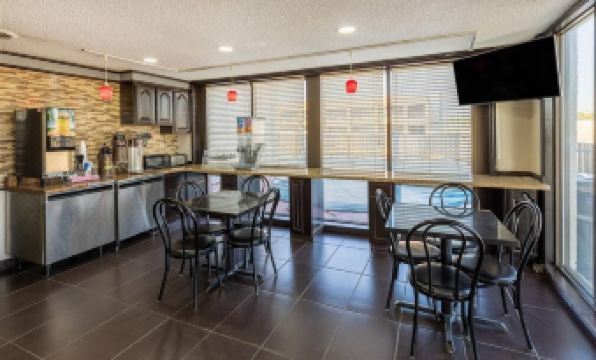 Economy Suites Fairgrounds