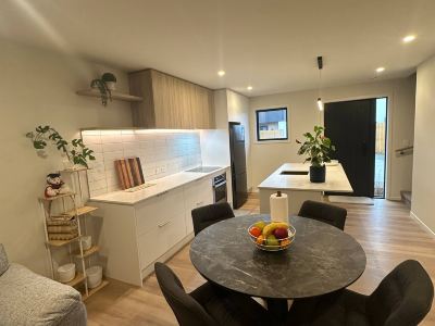 Double Bedroom in Newly Built Townhouse