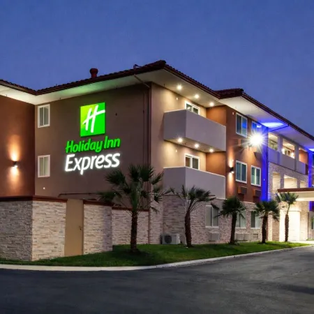 Holiday Inn Express SANTA ROSA NORTH by IHG