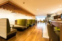 Holiday Inn CHESTER - SOUTH by IHG - bar