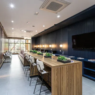 Urbic Vila Mariana by Viva - Prédio com academia e coworking a passos da ESPM, Belas Artes e Metrô Hotels near Vila Mariana