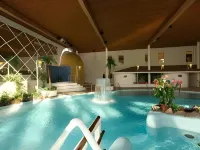 Santa's Resort & Spa Hotel Sani - Yüzme Havuzu