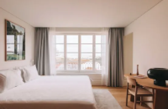 Torel Lenscape Hotels in Porto