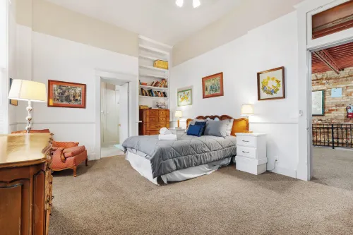 Saugatuck Retreat in Historic Downtown! - parking