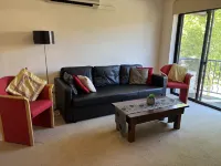 Beautiful two bedrooms apartment with free parking - Condos