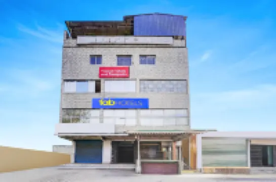 Fabhotel Triotel Inn