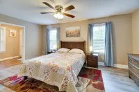 Cozy Home in Star Tannery w/ Private Backyard! - 3-Star