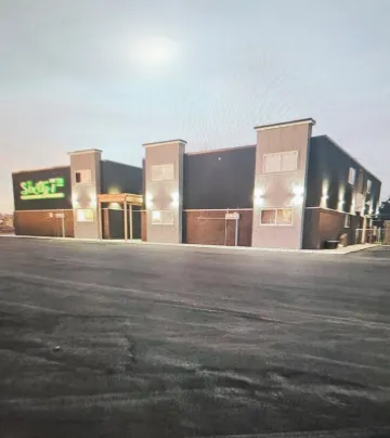 Beautiful Contemporary Suite #04