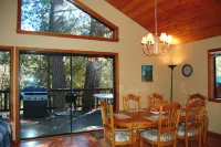 Edmond's Place
