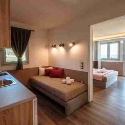Apartment in Gerakini With Pool Rooms