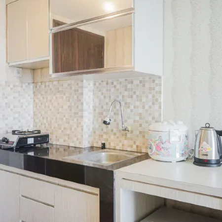 Modern Studio Apartment at Serpong Greenview BSD by Travelio