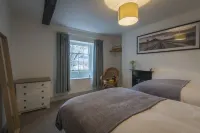蘭費斯蒂尼奧格帶熱水浴缸的小屋，無需押金 - 鄉村度假屋
