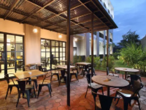 Helios Hotel & Convention Watampone Hotel di Kabupaten Bone