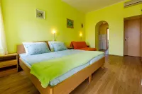 Apartments Seaside - Homestays