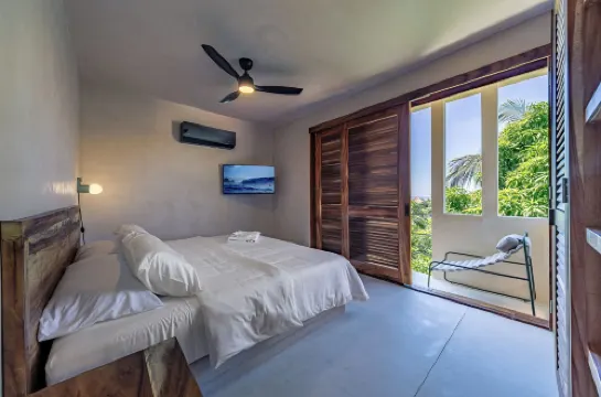 Condominios Punta Morelos