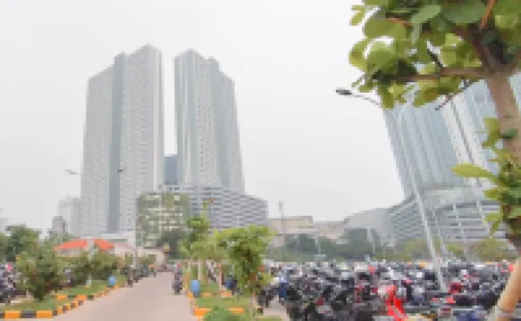 Purple Touch Studio at Orchard Supermall Mansion Apartment By Travelio