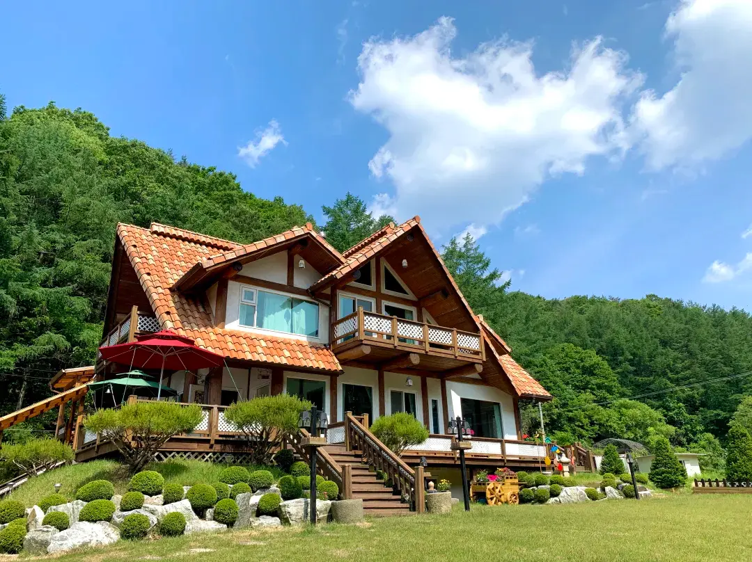 Anseong Mountain Feel Pension - Daejeon