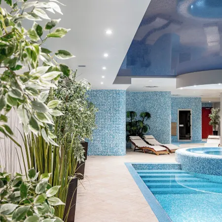 Vilnius Park Plaza Hotel, Restaurant & Terrace, Panorama Bar, Conference & Banquet Center
