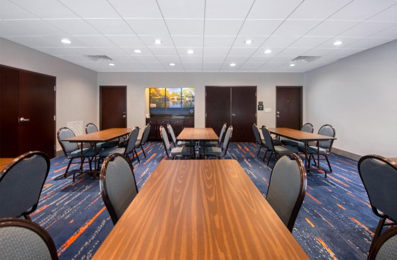 Hampton Inn & Suites Harvey/New Orleans West Bank photo 5