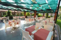 Miramor Garden Resort - breakfast
