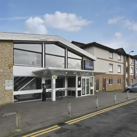 Travelodge Oxford Peartree Отели в г. Оксфорд