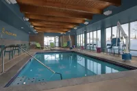 Home2 Suites by Hilton Anchorage/Midtown - 수영장