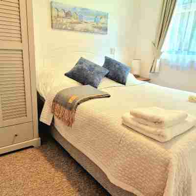 Driftwood Rooms