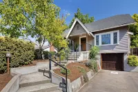 Orchard Luxe - Modern Home In Walking Distance To Uo 3 Bedroom Home