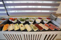 elea premium stay - breakfast