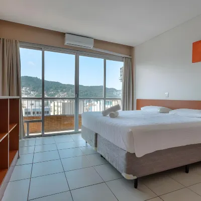 Rede Andrade Cecomtur Hoteles cerca de Catedral Metropolitana de Florianópolis