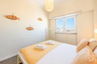 GuestReady - Seaview in Costa da Caparica - balcony