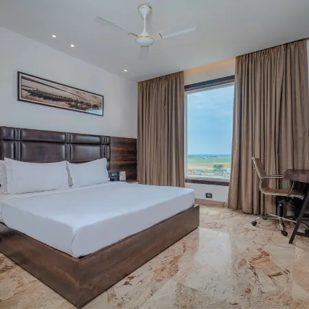 Econest Hotel